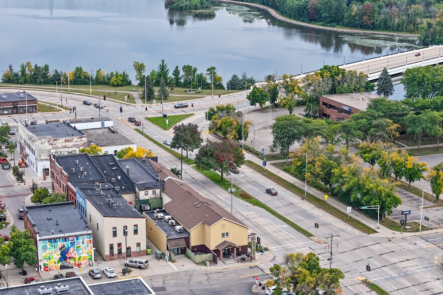 More Photos Of 1201 Water St, Stevens Point Storefront Retail Office For Sale
