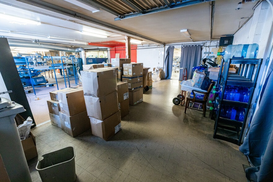 More Photos Of 130-134 N Madelia St, Spokane Manufacturing For Sale