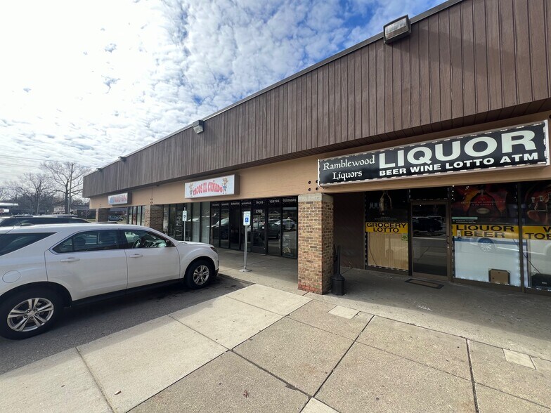 More Photos Of 2757-2775 44th St NW, Grand Rapids Unknown For Lease