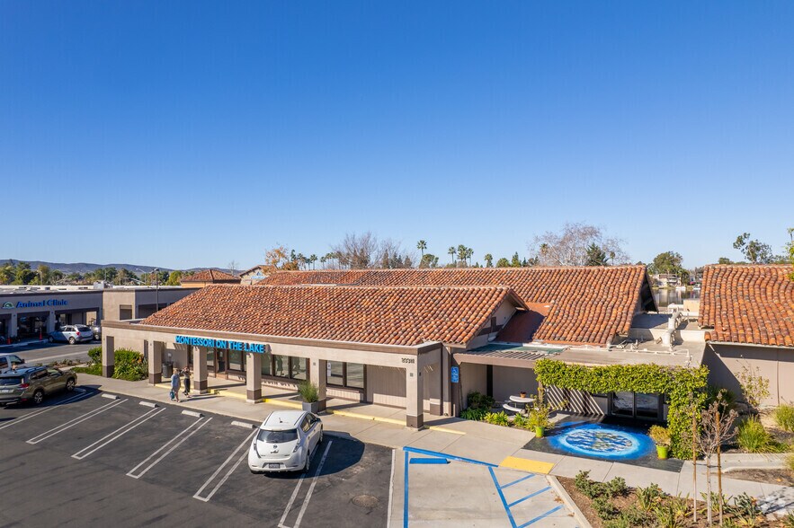 More Photos Of 24301 Muirlands Blvd, Lake Forest Freestanding For Lease