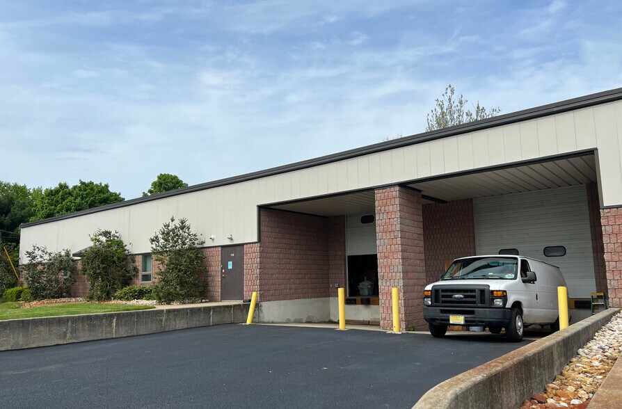 More Photos Of 110-130 Miller Rd, Medford Unknown For Lease