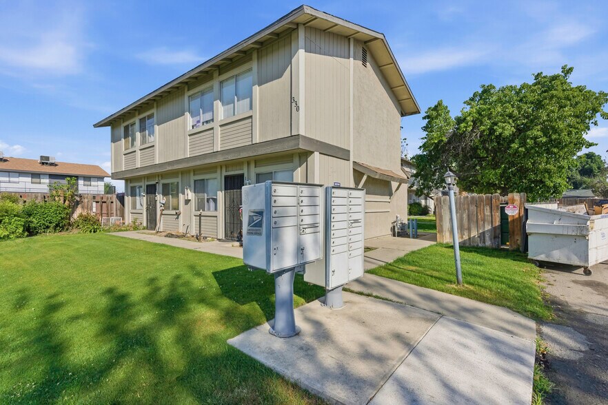 More Photos Of 330 Roberts Ln, Bakersfield Apartments For Sale