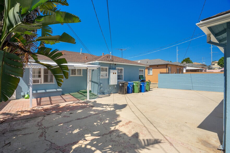 More Photos Of 5918 S Fairfax Ave, Los Angeles Apartments For Sale