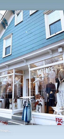 More Photos Of 136-138 Main St, Greenport Storefront Retail Residential For Sale
