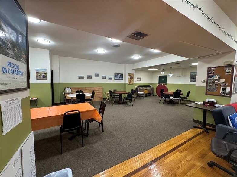 More Photos Of 1986 W 6th St, Brooklyn Specialty For Sale