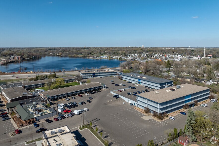 More Photos Of 6063 Hudson Rd, Woodbury Office For Lease