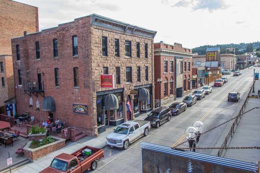 More Photos Of 305 W Main St, Lead Restaurant For Sale