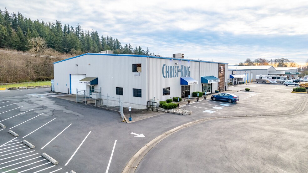 More Photos Of 1000 Fountain St, Burlington Industrial For Lease