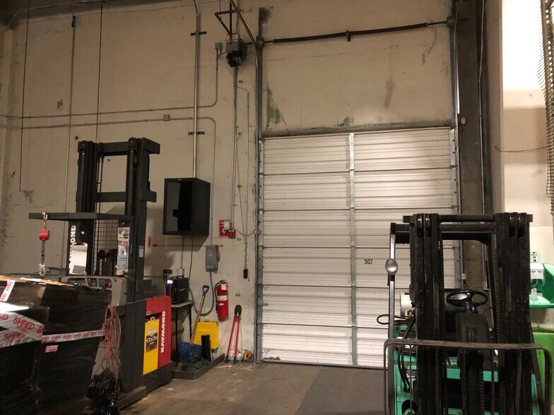 More Photos Of 1961 Base Ave, Springfield Industrial For Sale