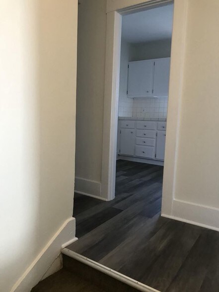 More Photos Of 1089 E 7th St, Long Beach Apartments For Sale
