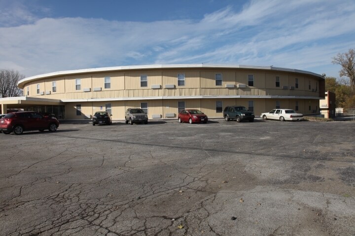 More Photos Of 6200 Melton Rd, Gary Hotel For Sale