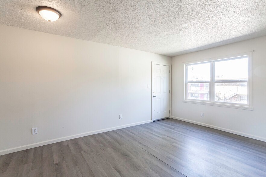 More Photos Of 205 W Moultrie Dr, Blytheville Apartments For Sale