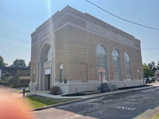 More Photos Of 415 Main St, Schwenksville General Retail For Sale