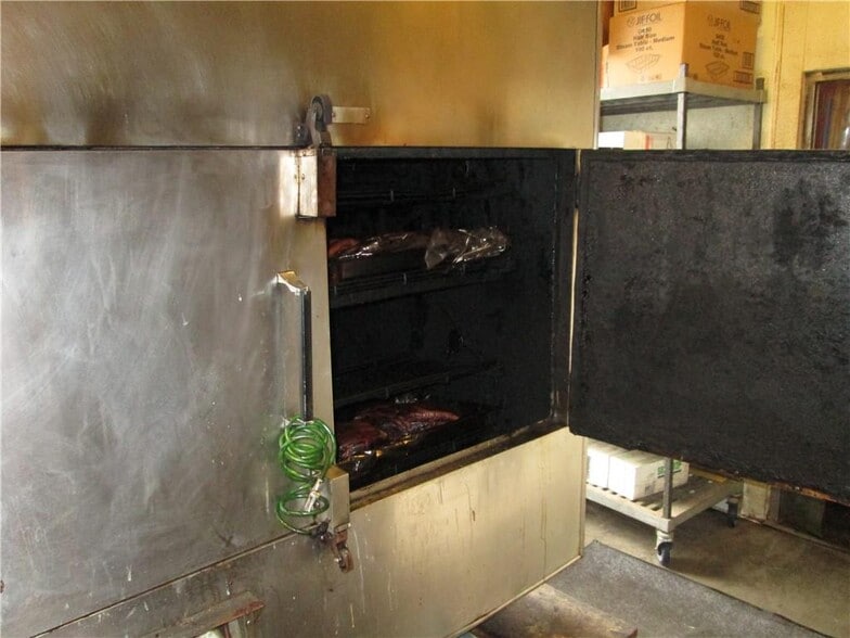 More Photos Of 3415 Rochester Rd, Lakeville Restaurant For Sale