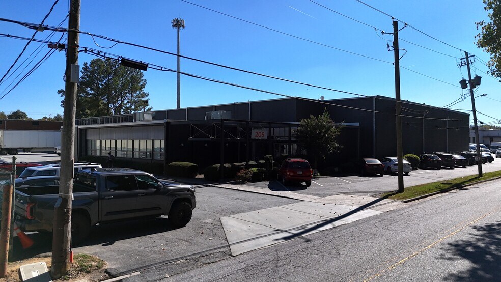 Primary Photo Of 205 Armour Dr NE, Atlanta Warehouse For Lease
