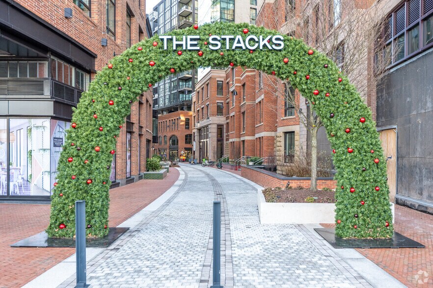 More Photos Of 2000 2nd St SW, Washington Apartments For Lease