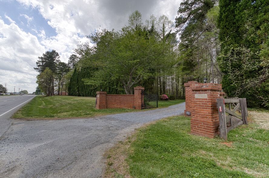 More Photos Of 5510 S Main St, Salisbury Land For Sale