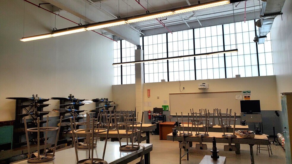 More Photos Of 43-05 20th Ave, Astoria Manufacturing For Sale