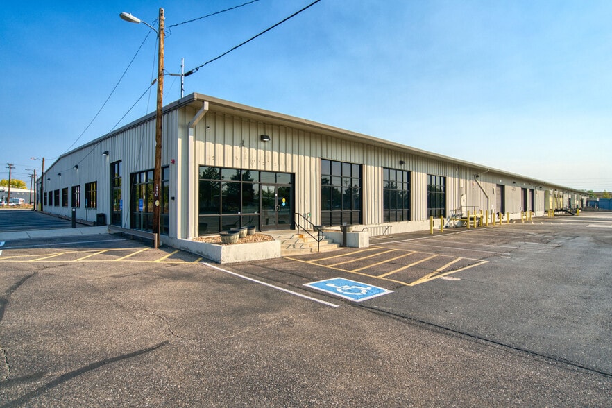 Primary Photo Of 3825 Walnut St, Boulder Manufacturing For Lease