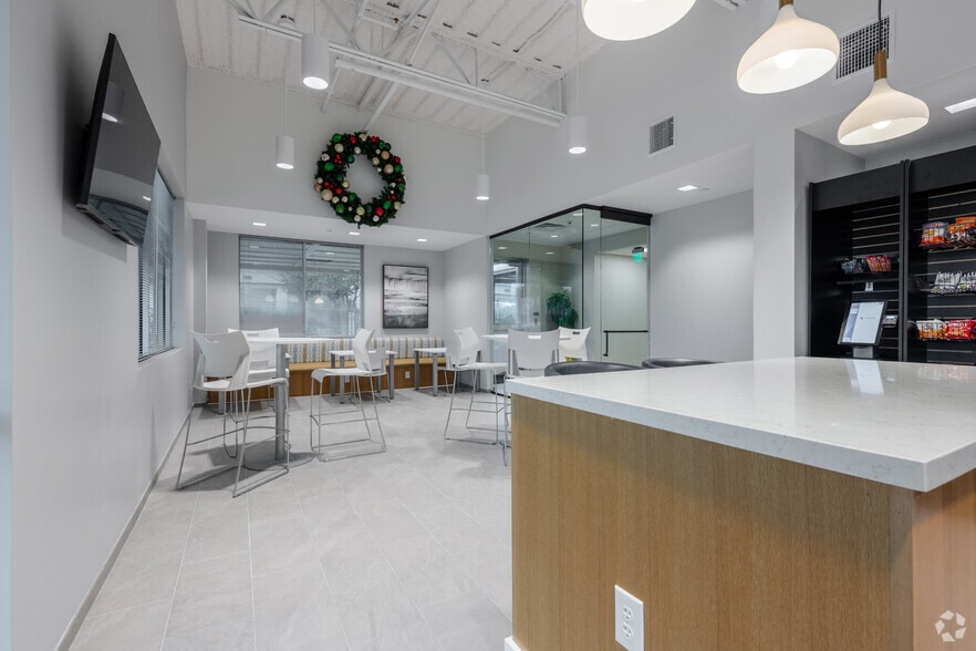 More Photos Of Loop 1604 & Bitters Road, San Antonio Unknown For Lease