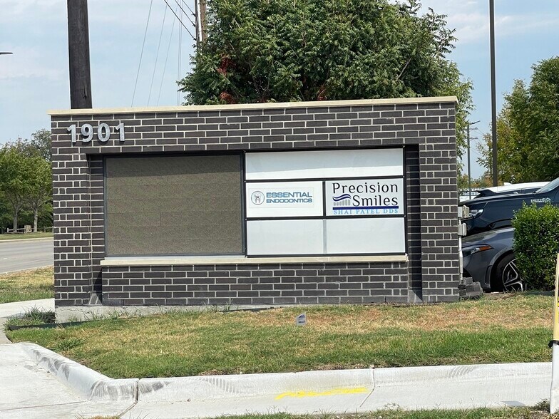 More Photos Of 1911 FM 423, Little Elm Medical For Lease