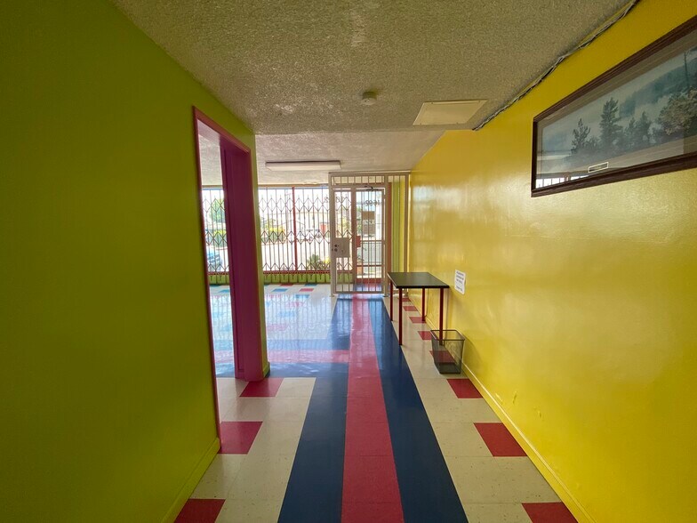 More Photos Of 1696 Centinela Ave, Inglewood Storefront Retail Residential For Sale