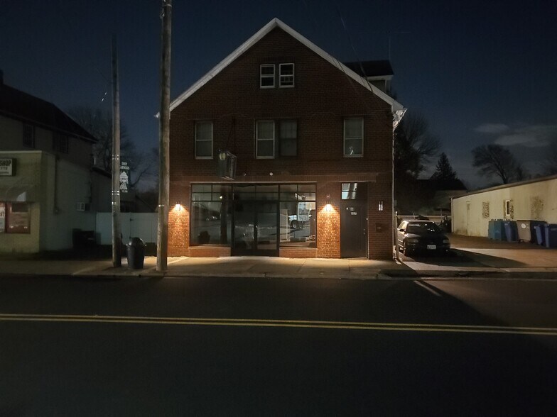 More Photos Of 607 South Ave, Garwood Restaurant For Lease