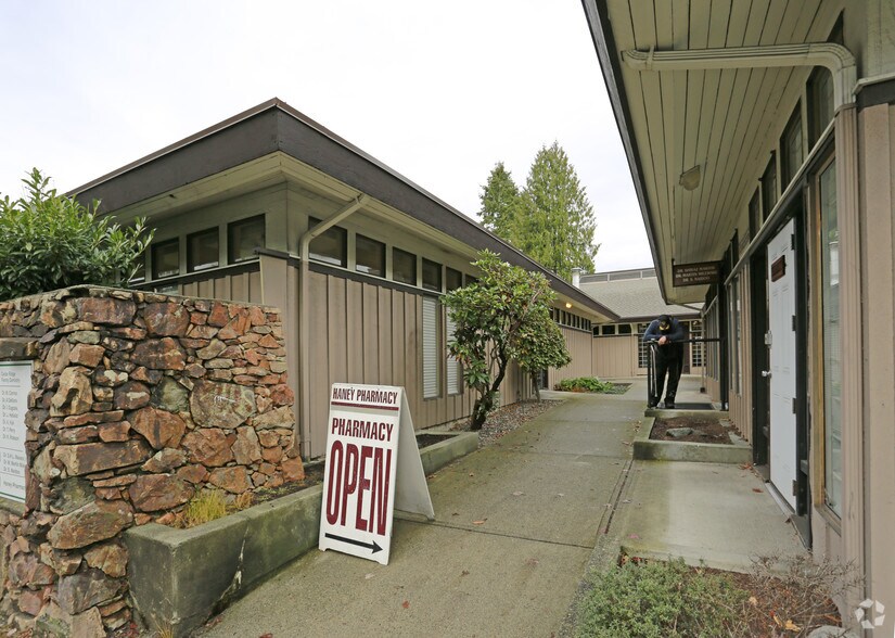 More Photos Of 22195 Dewdney Trunk Rd, Maple Ridge Skilled Nursing Facility For Sale