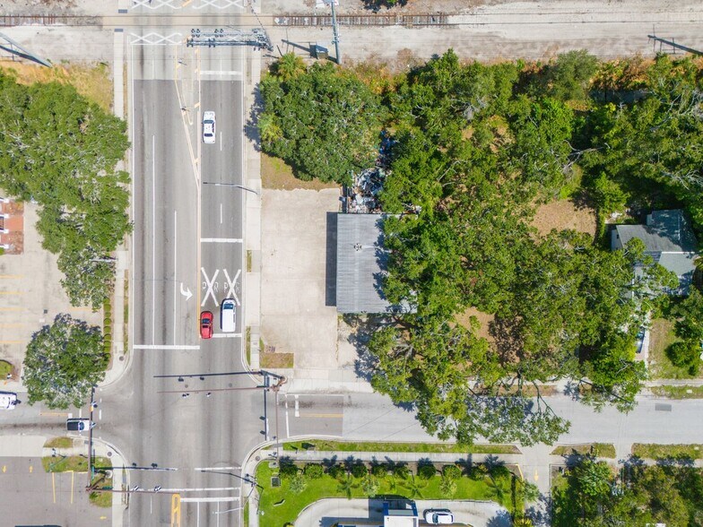 More Photos Of 1000 N Washington Blvd, Sarasota Office For Sale