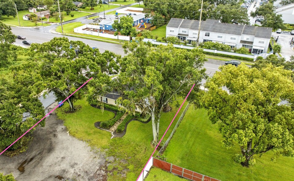 More Photos Of 10418 Bloomingdale Ave, Riverview Office For Sale