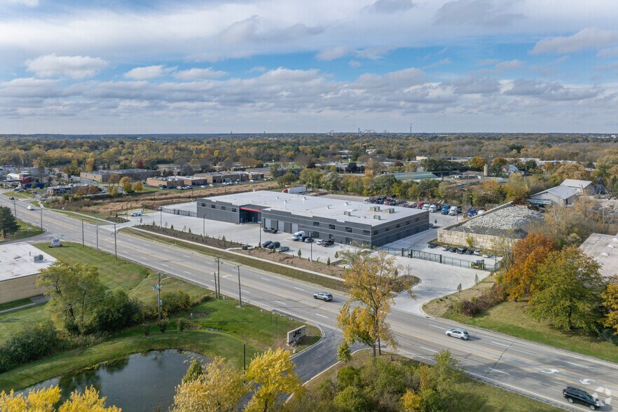 More Photos Of 1500 N Delany Rd, Waukegan Industrial For Lease