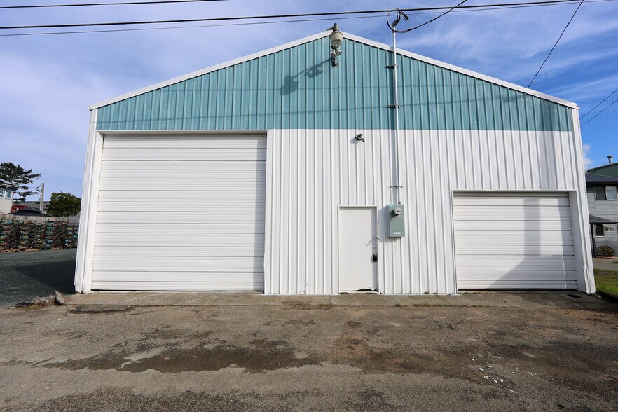 More Photos Of 63355 Charleston Rd, Coos Bay Warehouse For Sale