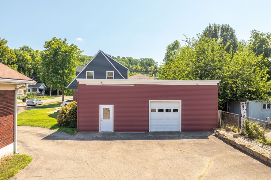 More Photos Of 8612 Reading Rd, Cincinnati Office For Sale