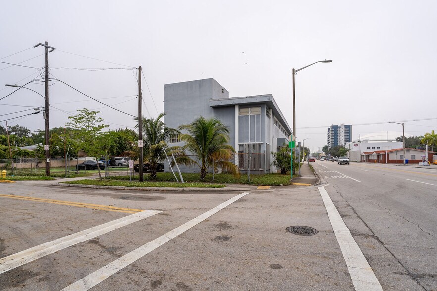 More Photos Of , Miami Unknown For Sale