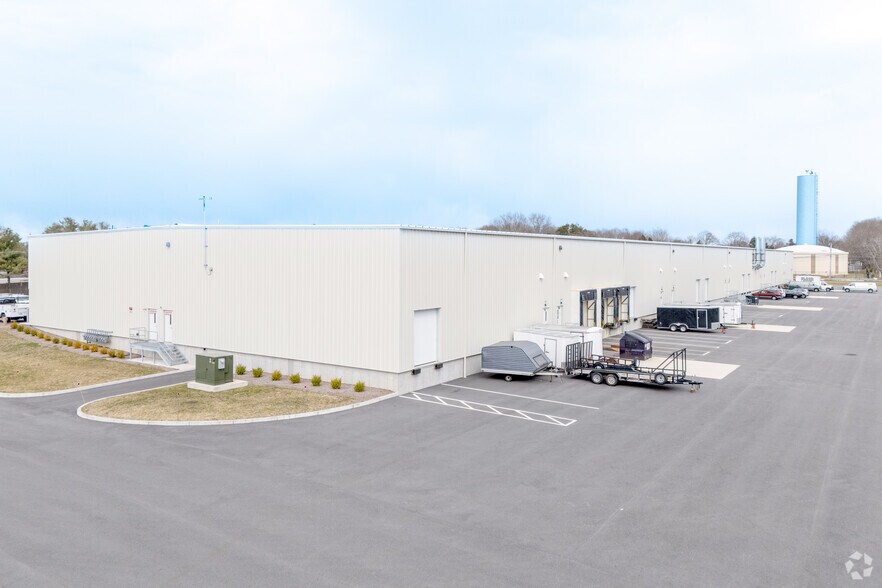 More Photos Of 50 Ryan Dr, Raynham Unknown For Lease