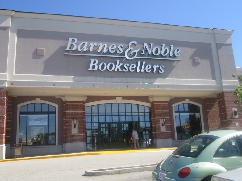 More Photos Of 90 Providence Hwy, Walpole Unknown For Lease