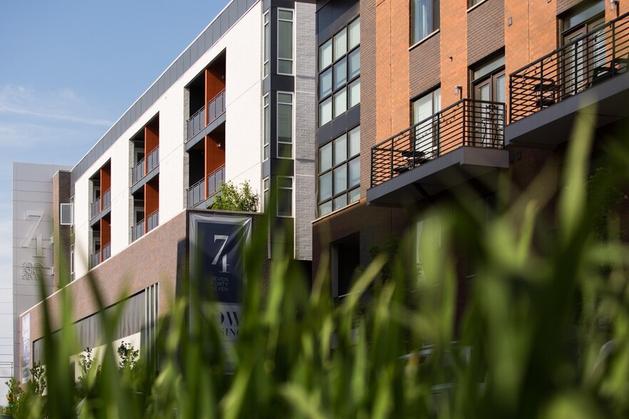 More Photos Of 747 N College Ave, Indianapolis Apartments For Lease