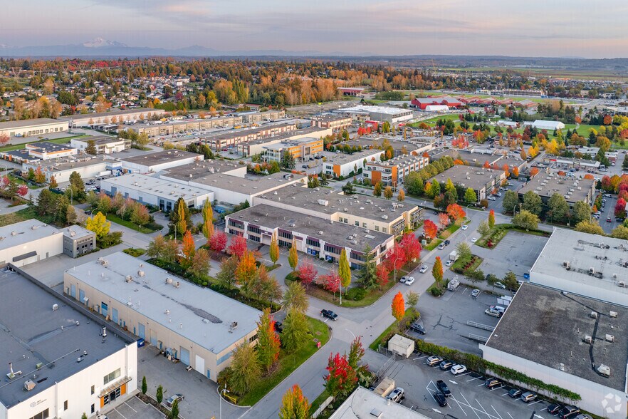 More Photos Of 17688 66th Ave, Surrey Warehouse For Lease