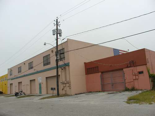 More Photos Of 1213 S 30th Ave, Hollywood Flex For Lease