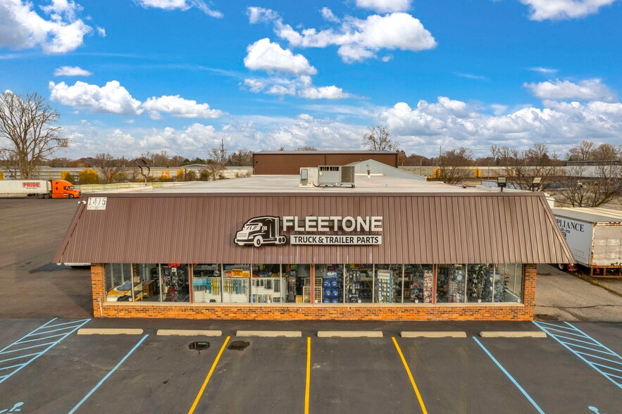 More Photos Of 1475 S Newburgh Rd, Westland Light Distribution For Sale
