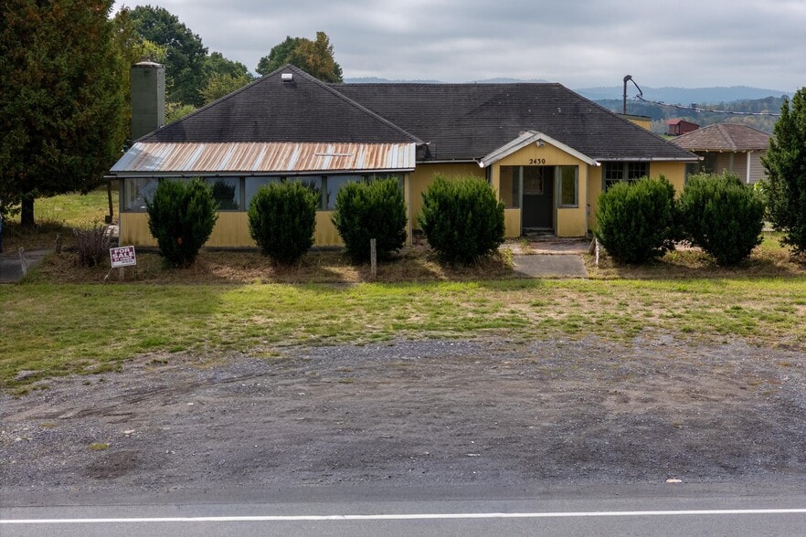 More Photos Of 2430 NY-22, Essex Land For Sale