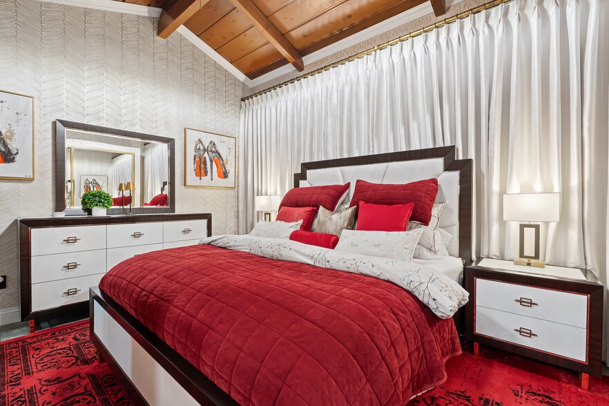 More Photos Of 2366 Main St, Ramona Office For Sale