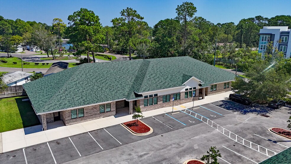 Primary Photo Of 14011 Beach Blvd, Jacksonville Beach Medical For Sale