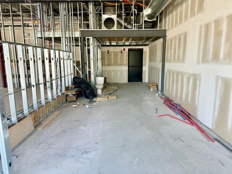 More Photos Of 57 Hamburg Tpke, Riverdale Restaurant For Lease