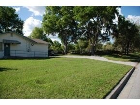 More Photos Of 402 W Highlands Blvd, Inverness Medical For Sale