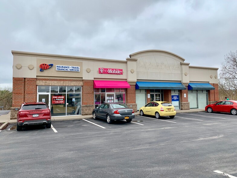 Primary Photo Of 4626-4630 Commercial Dr, New Hartford General Retail For Lease