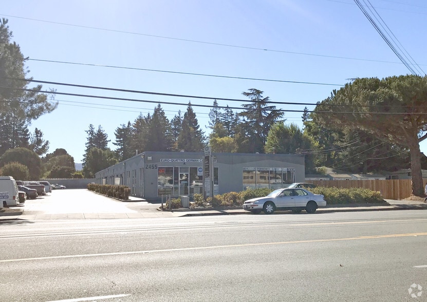 More Photos Of 2455 Old Middlefield Way, Mountain View Warehouse For Lease