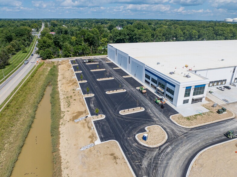 More Photos Of 7355 Taylor Rd SW, Reynoldsburg Warehouse For Sale