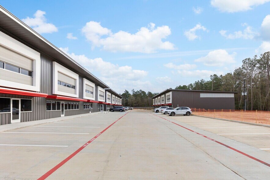 More Photos Of 28408 Sweetgum Rd, Magnolia Warehouse For Lease