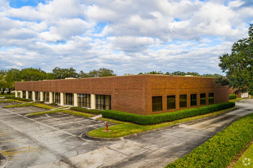 More Photos Of 9501 Princess Palm Ave, Tampa Unknown For Lease